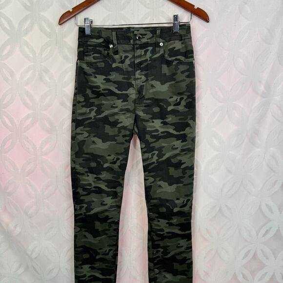 Good American Good Waist Camo Jeans Size 4/27 - Picture 8 of 11